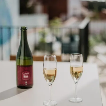 Petit Luxe Volta Bed & Breakfast *