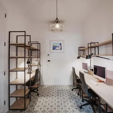 Petit Luxe Volta Bed & Breakfast