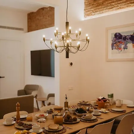 Petit Luxe Volta