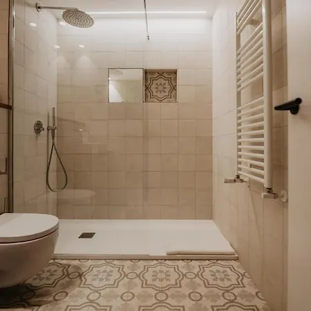 Bed & Breakfast Petit Luxe Volta *